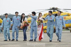 Cán bộ Đoàn trong Quân đội học dàn dựng tiểu phẩm, kịch ngắn