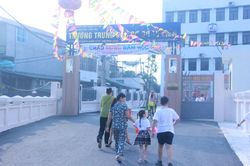 Hôm nay tôi đi học!