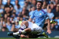 Manchester City mất Laporte đến hết năm do chấn thương