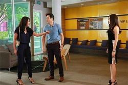 Chồng sung sướng được vợ tổ chức sinh nhật trong nhà hàng sang trọng, nhưng vừa tới nơi đã sững người khi thấy vị khách đặc biệt