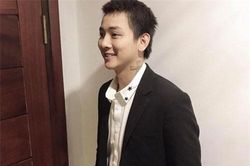 Hoài Lâm gây sốt khi trở lại hình tượng lịch lãm, fan khen rần rần