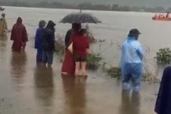 Đi thả lưới, hai người đàn ông ở Hà Tĩnh bị lật thuyền tử vong