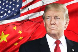 Ông Trump quyết trị Trung Quốc dù kinh tế Mỹ bị tổn thương