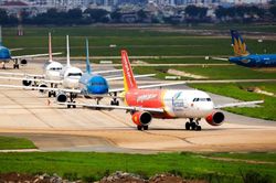 VietJet xin tự túc dịch vụ mặt đất, doanh nghiệp sân bay lo mất việc