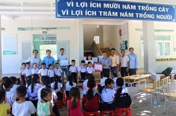 Niềm vui ngày tựu trường