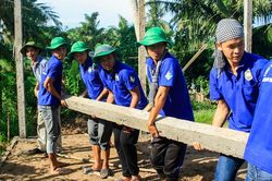 Khơi dậy khát vọng sống có ích