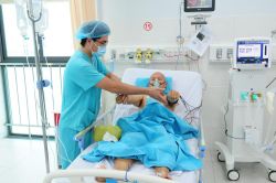 Cứu sống hi hữu nam bệnh nhân tắc động mạch thân nền
