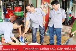 Bán hàng 'quá đát', một cơ sở kinh doanh bánh kẹo ở TP Hà Tĩnh bị xử phạt