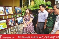 Hà Tĩnh triển lãm 74 tác phẩm tranh, ảnh về 'Biển đảo quê hương'