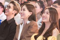 Á hậu Phương Nga tháp tùng bạn trai Bình An đi xem Cuộc đua kỳ thú