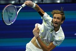 Chung kết tennis US Open 2019: Vì sao Medvedev có thể thách thức Nadal?