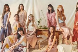 Twice tung album tiếng Nhật thứ hai '&Twice' với chủ đề thật giả