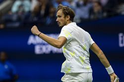 US Open: 'Tâm ma' của Medvedev và đại chiến chung kết với Nadal
