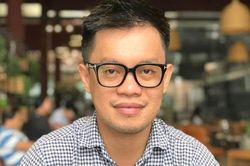 Chàng trai bỏ nghề kĩ sư đi làm phụ bếp và cái kết khiến ai cũng bất ngờ