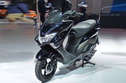 Khám phá xe ga Suzuki Burgman Street, giá rẻ bất ngờ
