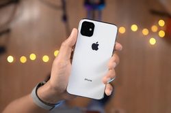 3 camera, cấu hình mạnh, sạc ngược - iPhone 2019 có gì đáng chờ đợi?