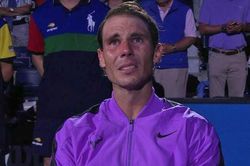 Nadal khóc khi nhìn lại những mốc son trong sự nghiệp