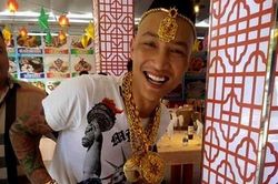 Huấn 'Hoa Hồng' bị đưa đi cai nghiện bắt buộc