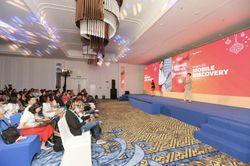 Thời trang là ngành hàng được quan tâm nhất trong mùa mua sắm cuối năm