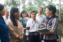 Bộ trưởng Bộ Y tế thị sát phòng, chống sốt xuất huyết tại Đồng Nai