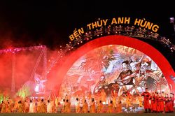 Lắng đọng, ấn tượng chương trình nghệ thuật 'Bến Thủy anh hùng'