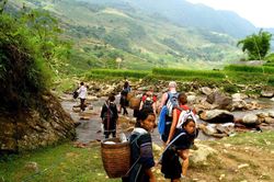 Thủy điện nhỏ đang 'bóp chết' du lịch tại Sapa
