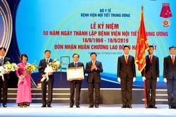 Bệnh viện Nội tiết Trung ương kỷ niệm 50 năm hình thành và phát triển