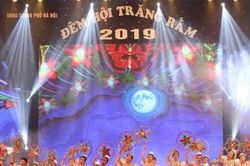 'Đêm hội Trăng rằm năm 2019' - món quà yêu thương dành cho Trẻ em Hà Nội
