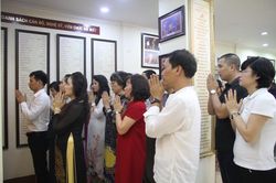 NSND Trung Anh, Xuân Bắc và các nghệ sĩ gạo cội phía Bắc giỗ tổ nghề sân khấu