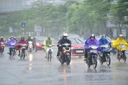 Bắc Bộ mưa lớn, Trung Bộ nắng nóng 37 độ C