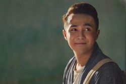 Huỳnh Lập làm 'Pháp sư mù', lên án tệ 'mê tín dị đoan'