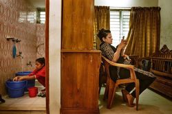 Lao động trẻ em vật lộn kiếm sống, bị đối xử như đồ vật ở Bangladesh