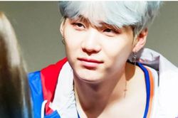 Bạn gái 'trong mộng' của các chàng trai BTS là như thế nào?
