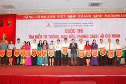Đảng Ủy Vinataba đẩy mạnh học tập và làm theo tư tưởng, đạo đức, phong cách Hồ Chí Minh