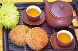 Bí quyết giúp người bị viêm đại tràng êm bụng đón Tết Trung thu