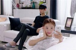 Ngán ngẩm vì vợ suốt ngày khoe chồng và cuộc sống giàu sang trên facebook