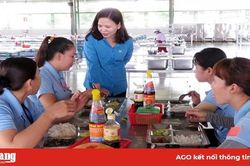 Quan tâm chất lượng bữa ăn ca cho người lao động