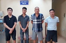 Phá ổ nhóm cho vay lãi cắt cổ, thu 2 bao tải hung khí cùng 4 khẩu súng