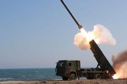 Triều Tiên xác nhận thử nghiệm hệ thống phóng rocket đa nòng siêu lớn