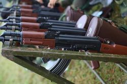 Lộ điểm đặc biệt trên súng AKM-1 Việt Nam sản xuất