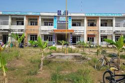 Tranh chấp đất đai, trường học bị quấy rối