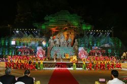 Khai mạc Liên hoan trình diễn Di sản văn hóa phi vật thể quốc gia và Lễ hội Thành Tuyên 2019