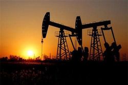 OPEC hạ dự báo nhu cầu dầu năm 2020, cảnh báo nguy cơ dư cung