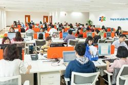 Lợi nhuận sau thuế của cổ đông công ty mẹ FPT tiếp tục tăng trưởng mạnh 30% so với cùng kỳ