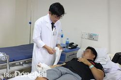 Phẫu thuật nối gân, dây thần kinh, mạch máu ở tay cho bệnh nhân