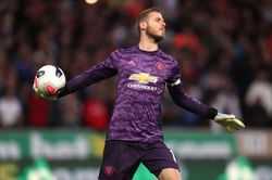 MU: De Gea đã xuống phong độ, có xứng đáng được gia hạn hợp đồng?