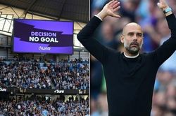 Trọng tài nhận sai, Man.City tiếc rẻ vì mất ngôi đầu
