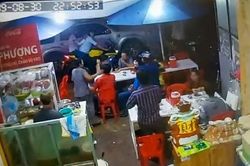 Cà Mau: Khởi tố xã đội trưởng và thuộc cấp đập kính xe của Bộ Công an