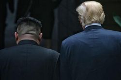 Ông Trump lại muốn gặp Kim Jong Un