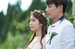Ngày cưới mẹ chồng tương lai giật mic xin hủy hôn, tôi cay mắt mang ơn bà một đời
